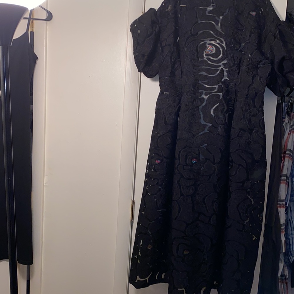Women’s new black lace 2 piece dress with belt and pockets very stylish. - Picture 5 of 12